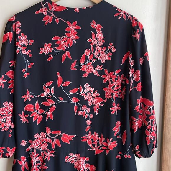 ALICE AND OLIVIA Moore Blouson-sleeve Floral Dress In Vivid Black - Picture 9 of 15